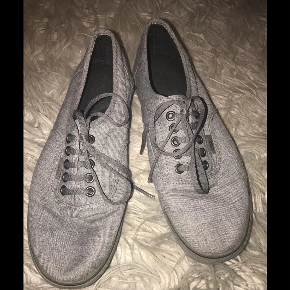 Vans - Picture 2 of 3
